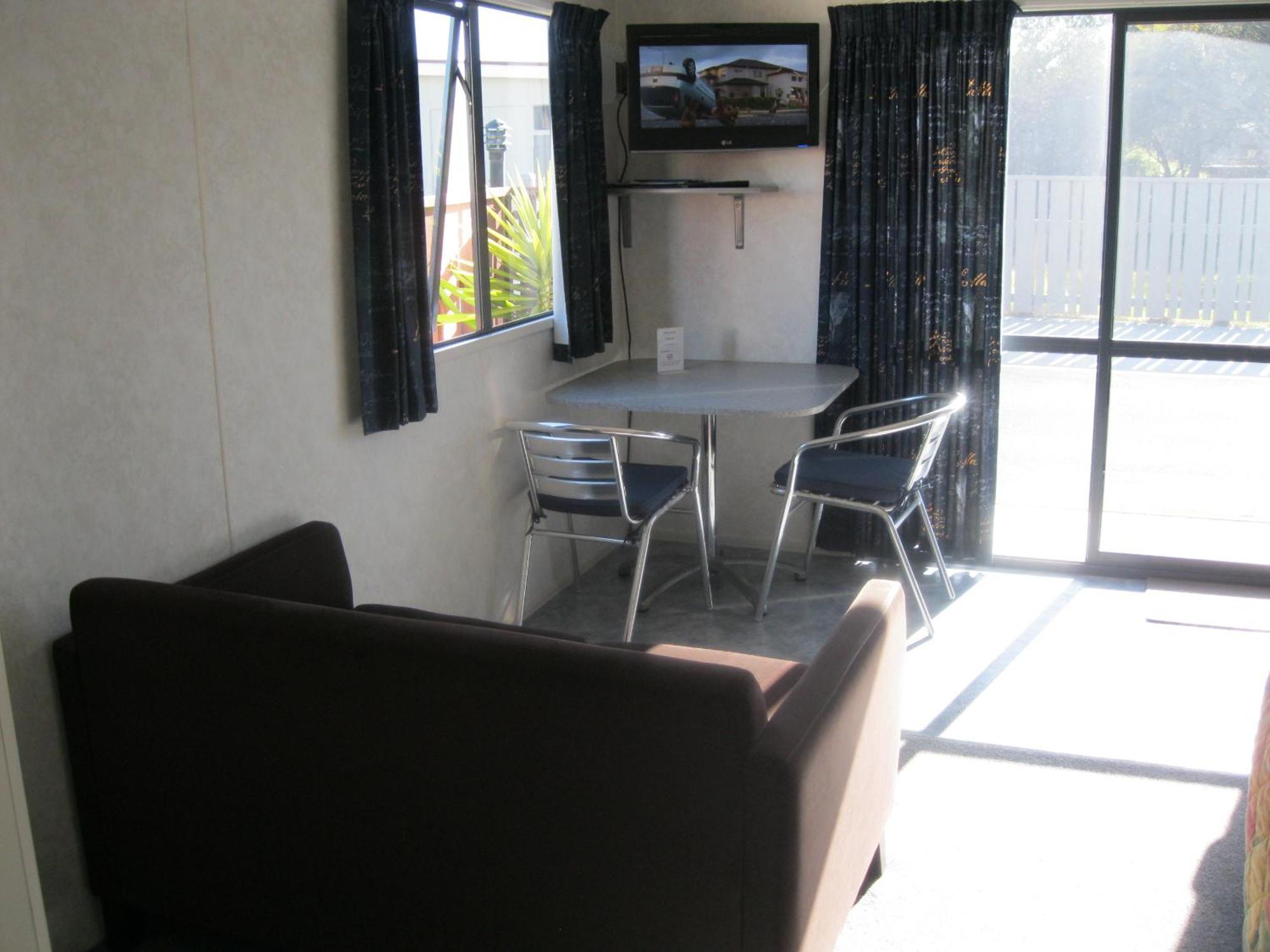 Cosy Corner Holiday Park Mount Maunganui Exterior photo
